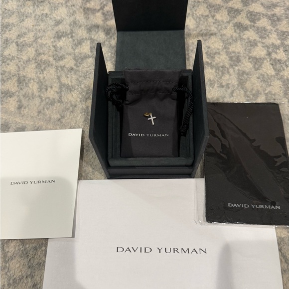 David Yurman Accessories - David yurman cable collectibles cross diamond amulet